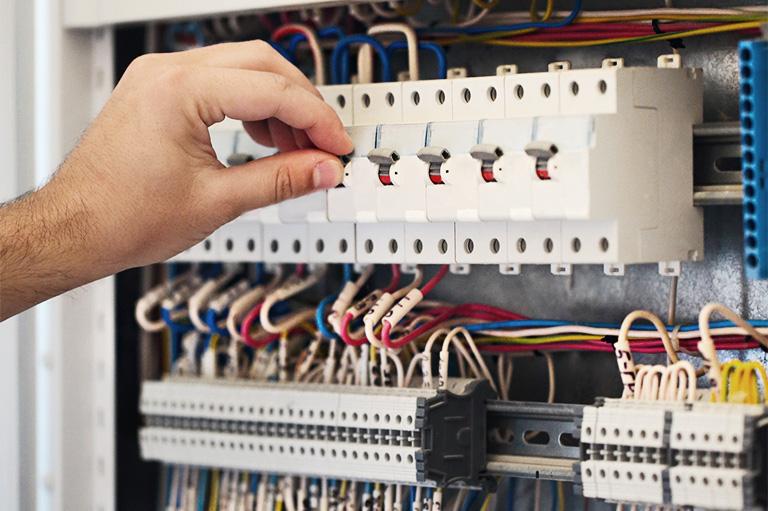 Przełączniki elektryczne